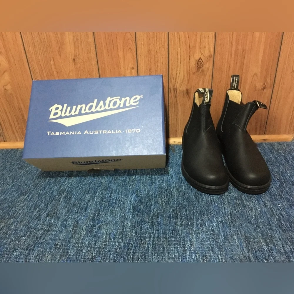 New With Box Blundstone Pull-on Boots Voltan Black - Picture 4 of 6